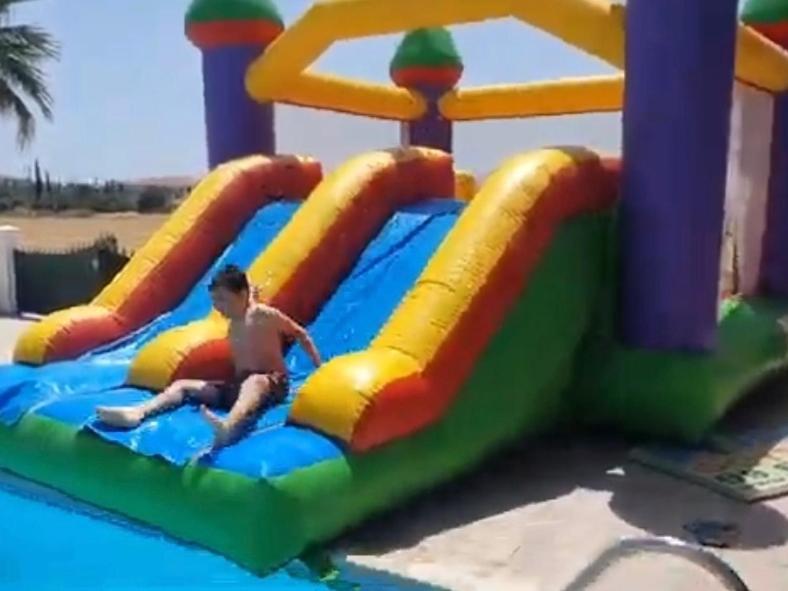 Larnaca Mansion Ideal For 3 Families Or More מראה חיצוני תמונה